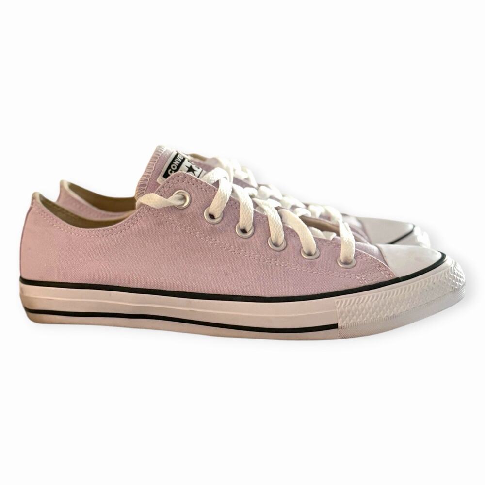 Converse Chuck Taylor All Star Low Top Lilac Purple Women’s Size 9 - EUC NO Box